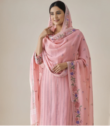 Pure linen suit with multicolor thread